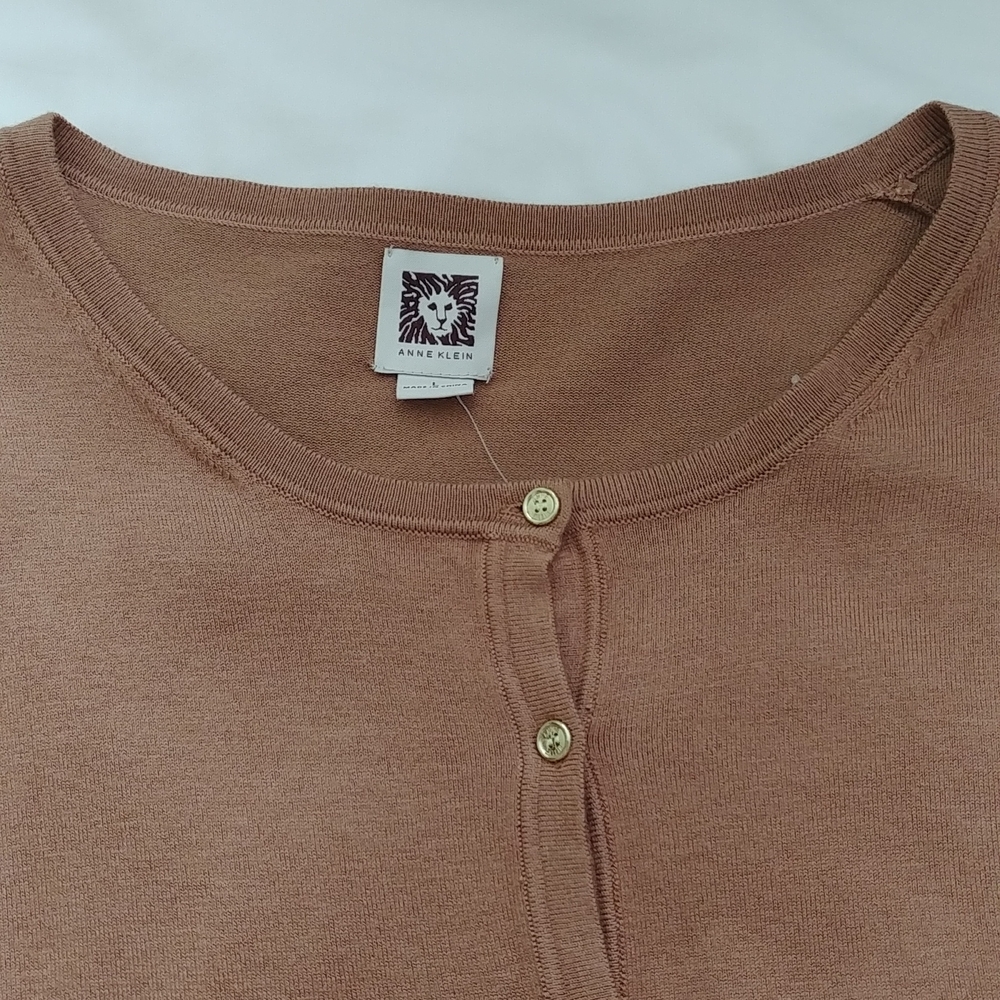 Like New Beige Sweater Cardigan size L "ANNE KLEIN" - Picture 5 of 7